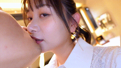 動画の約50%地点のGIFサンプル