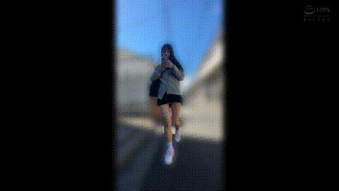 動画の約50%地点のGIFサンプル