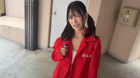 動画の約83%地点のGIFサンプル